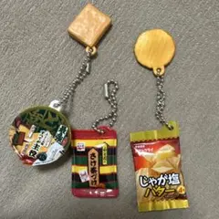 ミニチュアチャーム ガチャガチャ