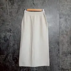 ユニクロ スフレヤーンリブロングスカート オフホワイト [M] 美品