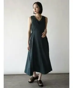 ヤマダヤ　ラディエイト　メッシュレイヤードVネックワンピース