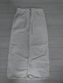 GU ホワイト ワイドレッグデニム
