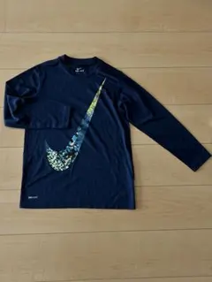Nike ネイビー Tシャツ Sサイズ　ドライフィット