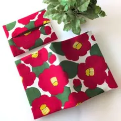 つばき柄のブックカバー・ティッシュケース付