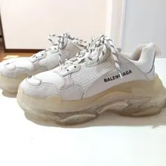 BALENCIAGA TRIPLE S スニーカー ホワイト 40のサムネイル
