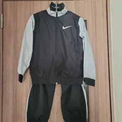 土日限定値下げ【新品・未使用】Nike ウィンドブレーカー上下セット 140
