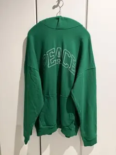 ④PEACE OUT ENJOY（ピースアウトエンジョイ）PEACE裏毛パーカー