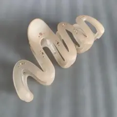 ヘアクリップ　ピンク
