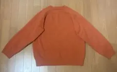 オレンジニット