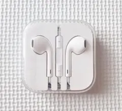 iPhone 純正 イヤホン　イヤホンジャック　アップル　新品未使用