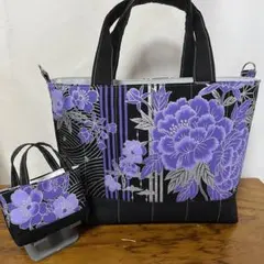 トートバッグ&バッグチャーム　ハンドメイド（花和柄　妖艶）