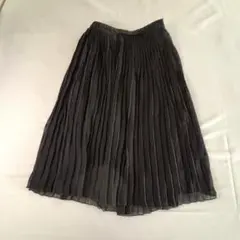 黒　プリーツ　シフォン　スカート　ミディ丈　ウエストゴム　きれいめ　カジュアル