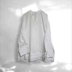 【未使用品】JEANASISコットンホワイト チュニック 長袖シャツブラウス白のサムネイル