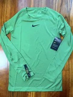 Nike Dri-FIT 長袖　インナー　Tシャツ