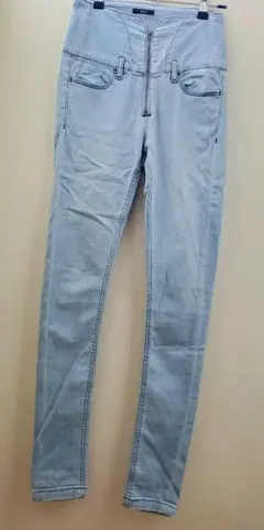 EMODA ハイウエストスキニーデニム ジップアップ　ライトブルー サイズ２