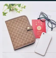 ロベルタ ディ カメリーノ 持ち物整理ケース