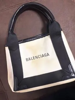 保存袋付✨BALENCIAGAキャンバス BB ロゴ トートバッグ ガマ口 - メルカリ