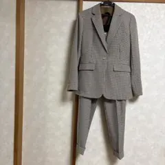 値下げ‼️超美品❣️チェック柄 ビジネススーツ パンツスーツ上下のサムネイル