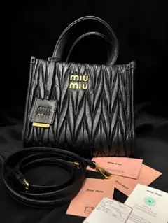 Miu Miu マドラス フィオッコ リボン ショルダーバッグ 黒 - メルカリ