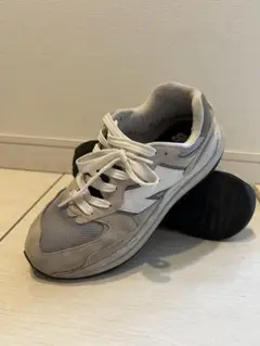 New Balance 57/40 グレー/ホワイト スニーカー