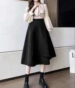 フレアスカート　アシンメトリー　新品　ブラック