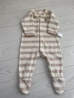 ロンパース　冬用　赤ちゃん　アウター　プーさん　ディズニー　UNIQLO