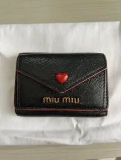 に*ま様 MIUMIUミュウミュウ マドラス ラブレター 三つ折り財布 ラブハーのサムネイル
