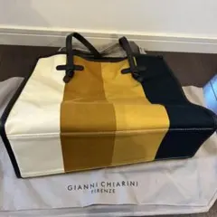 4月限定価格　GIANNI CHIARINI トートバッグ
