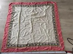 【美品】 CHANEL シルクスカーフ クリーム・ピンクのサムネイル