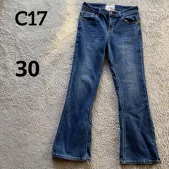 C17 ブーツカットデニム　フレアパンツ　ダークブルー　30 サイズL相当