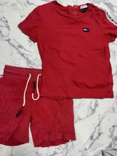 トミーセットアップ赤いTシャツとショートパンツセット92