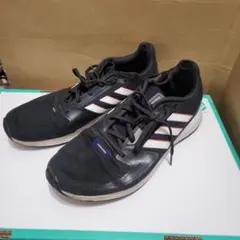 adidas ランニングシューズ ブラック/ホワイト　26.5　使用感有り