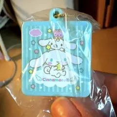 クッキー缶ガチャ　シナモロール