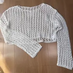透かし編みニットショート丈トップス