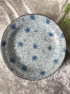 美濃焼　定園窯　蛸唐草文様