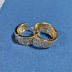 【匿名配送✨新品】ハワイアンジュエリー　フープピアス　プラチナ　ゴールド