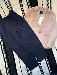 未使用品　23区 ピンクベージュジャケットと黒パンツセット