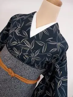 洗える小紋　単衣バチ衿仕立て　深い紺色