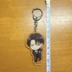 進撃の巨人×ヴィレヴァン コラボ アクリルキーホルダー リヴァイ・アッカーマン