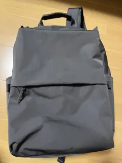 ナイロン ブラック リュック 中型