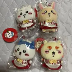 ちいかわレストラン　ホール担当なマスコット　うさぎ　ハチワレ　ちいかわ　シーサー