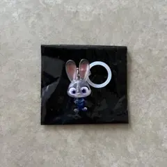 Item thumbnail for item e482731b-061a-492d-8994-2b60d679dd92