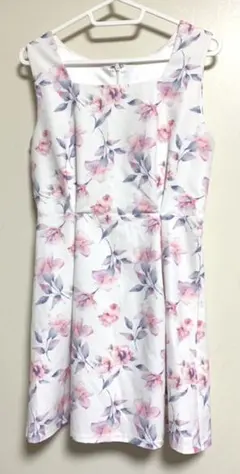 ♡CECIL Mc BEE ♡ ワンピース Ｍサイズ