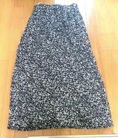 GLOBAL WORK プリーツフレアーロングスカート 光沢　￼美品最終価格