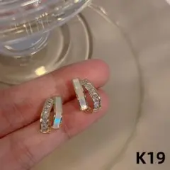 ピアス サージカルステンレス マザーオブパール シンプルデザイン