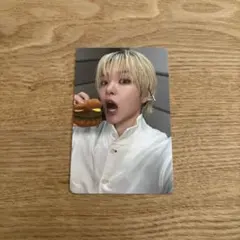 TREASURE JIHOON ジフン はぴだんぶいカフェ 東京 特典トレカ