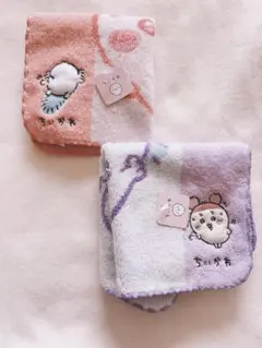 ちいかわタオルハンカチ　モモンガ　古本屋　カニちゃん　２枚セット