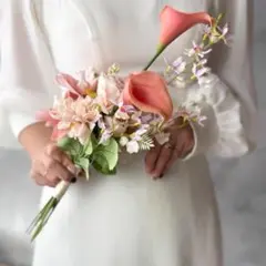 コーラルカラー×ダリアクラッチブーケ☆ブートニア