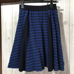可愛い♪ひざ丈フレア スカートのサムネイル