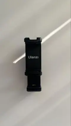 Ulanzi 三脚用スマホホルダー
