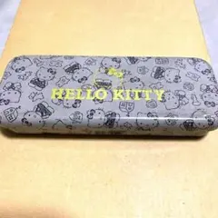 サンリオ　ハローキティ　缶ペンケース　筆箱　グレー　モノクロ　ゴールドロゴ