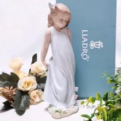 LLADRO 少女と蝶の磁器人形 置物 フィギュリン - メルカリ